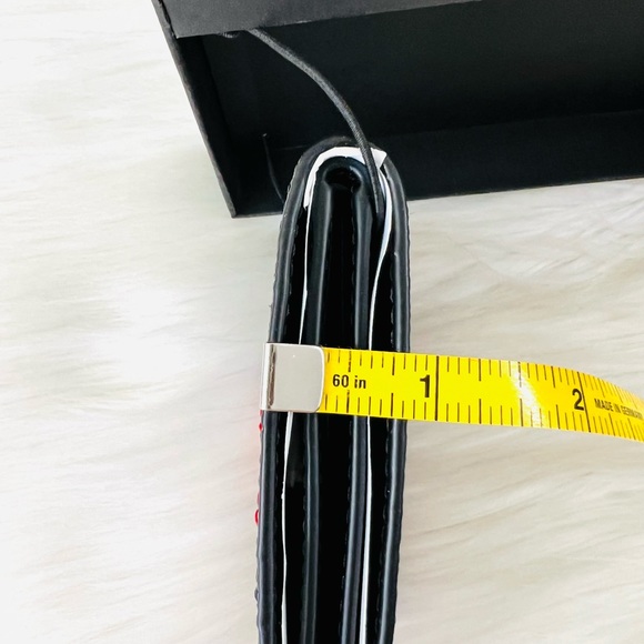 Michael Kors Hudson Men’s Slim Billfold Wallet - Picture 13 of 13